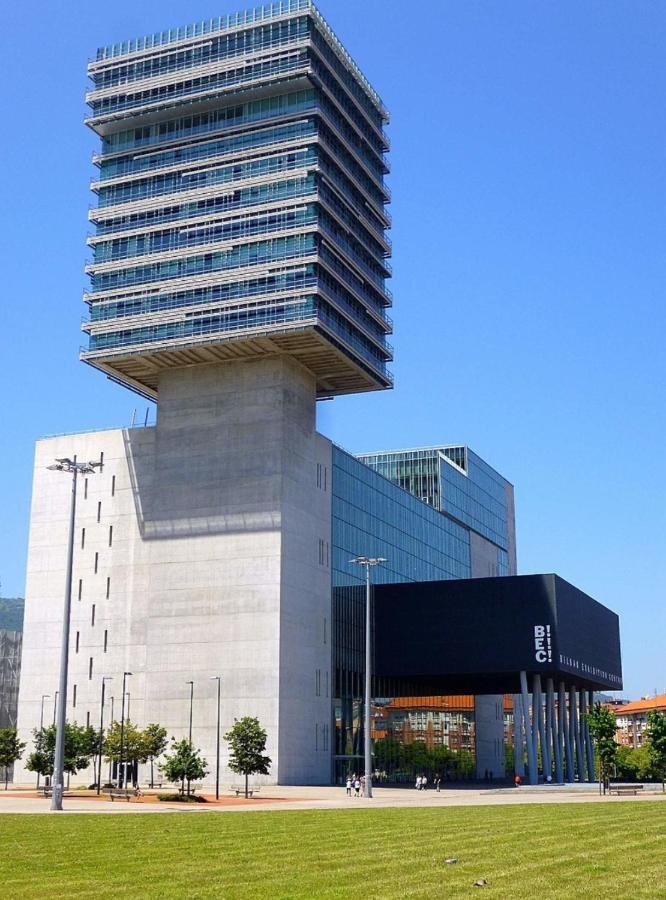 Modern Bilbao Apartment Баракалдо Екстериор снимка