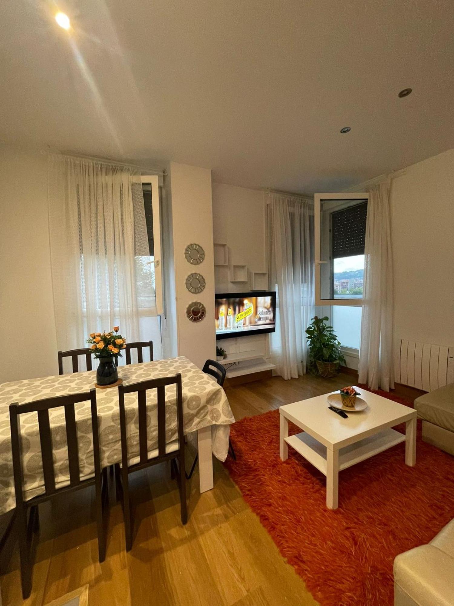 Modern Bilbao Apartment Баракалдо Екстериор снимка