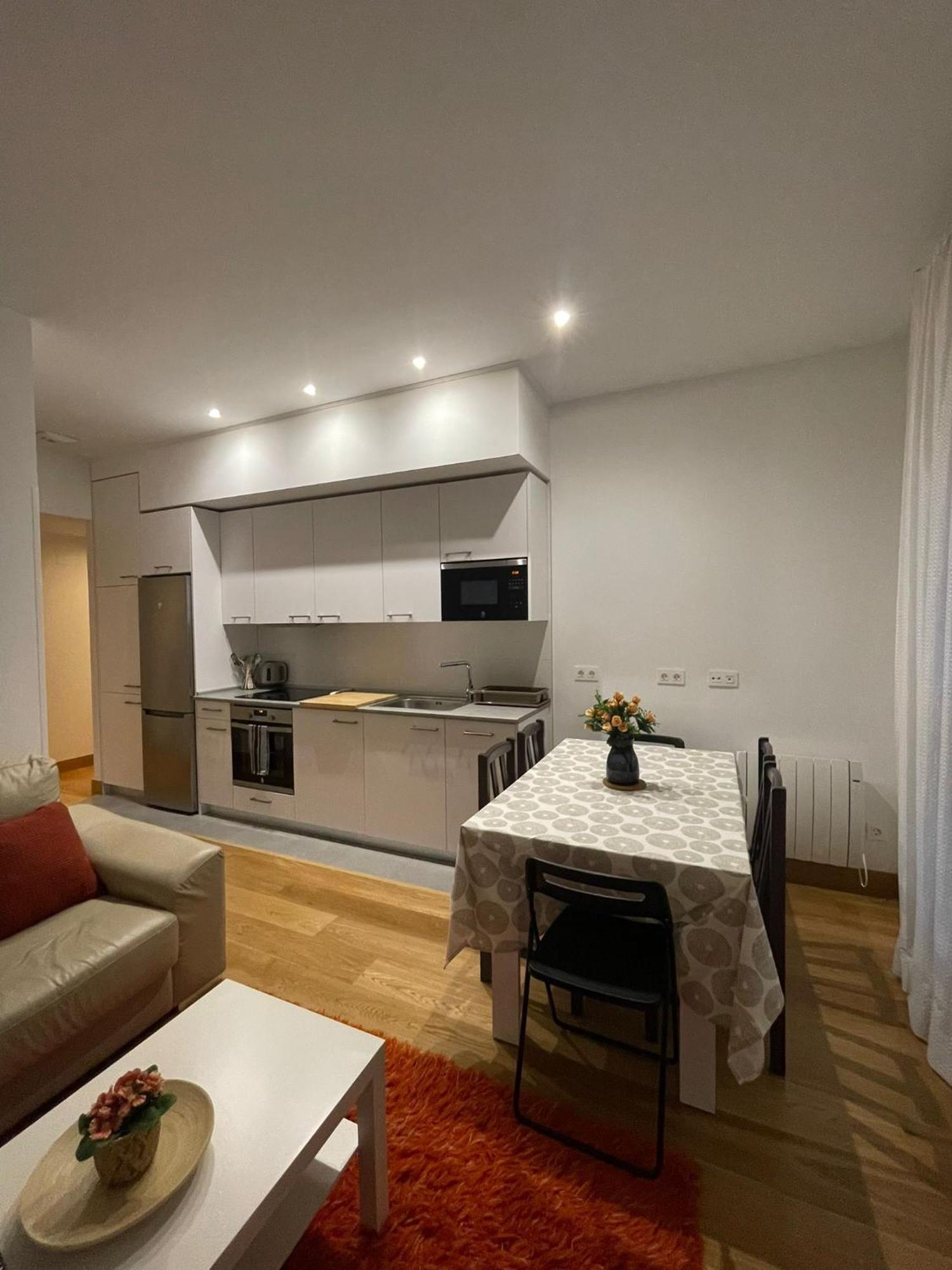 Modern Bilbao Apartment Баракалдо Екстериор снимка