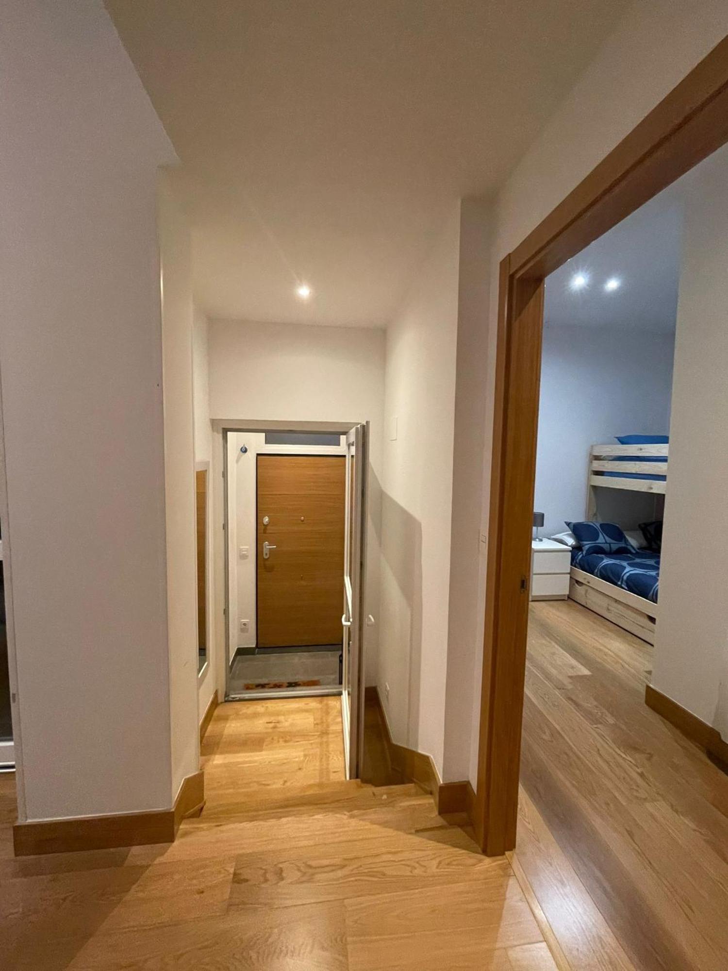 Modern Bilbao Apartment Баракалдо Екстериор снимка