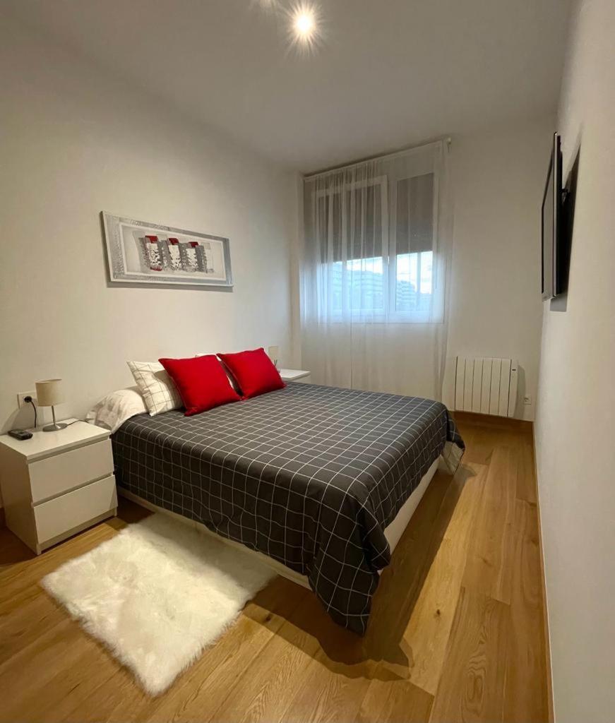 Modern Bilbao Apartment Баракалдо Екстериор снимка